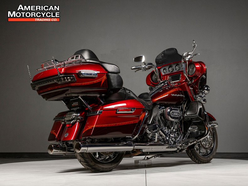 CVO® Electra Glide® Ultra Limited