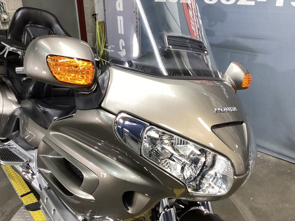Gold Wing Airbag