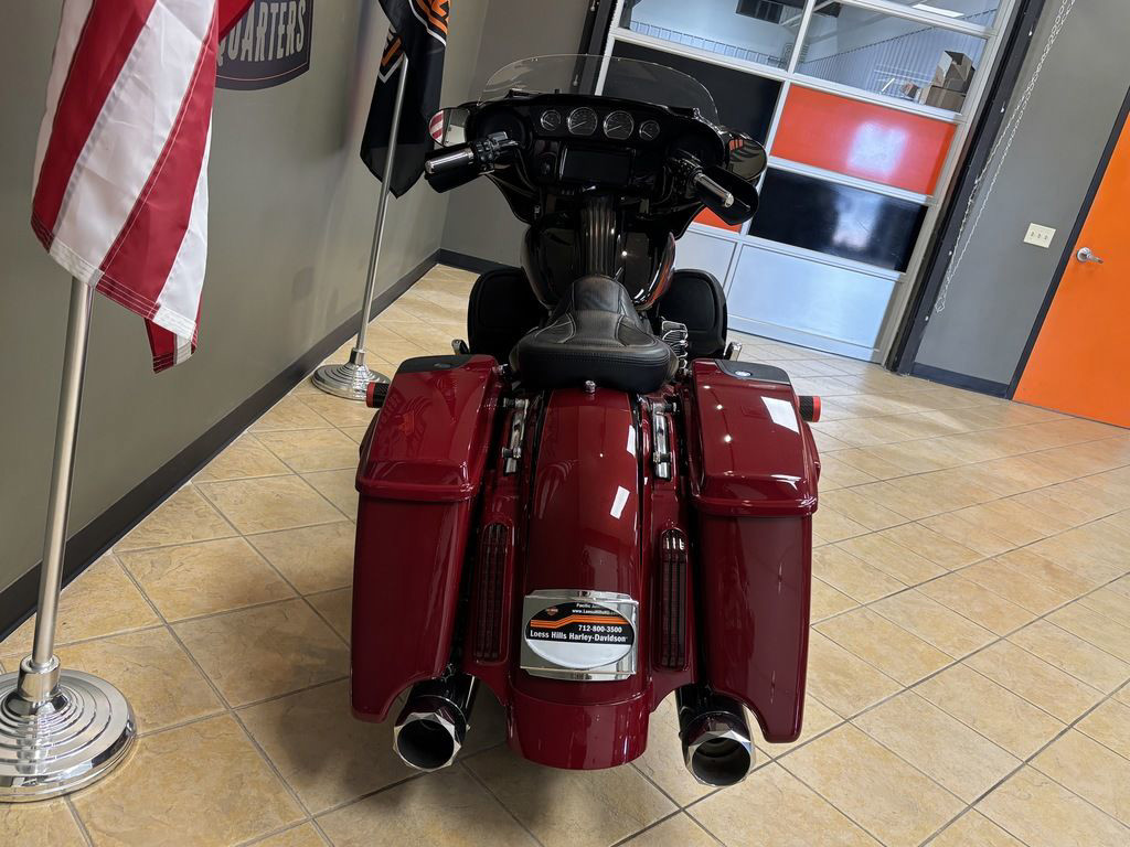 CVO® Street Glide®