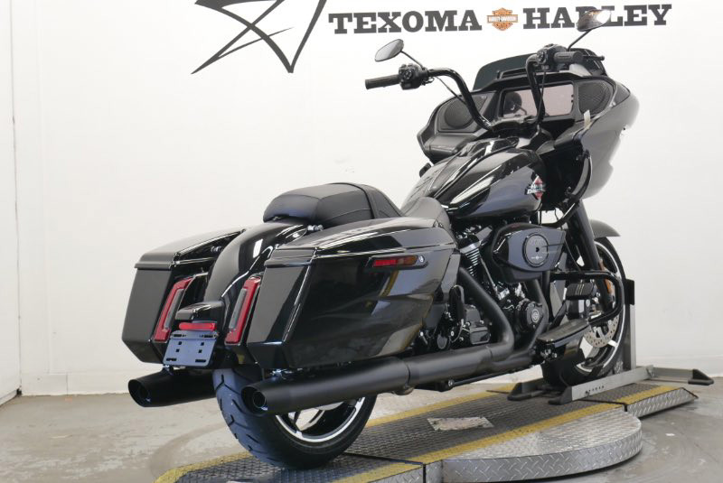 Road Glide®