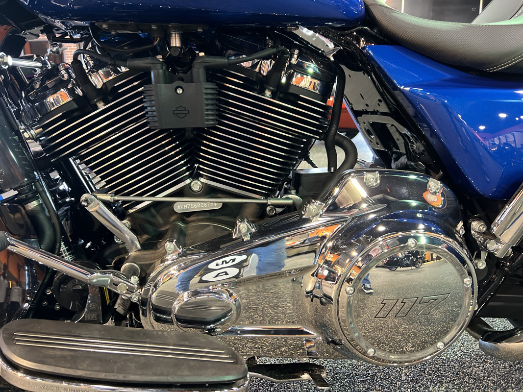 Road Glide®