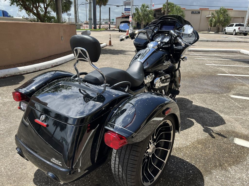Road Glide® 3