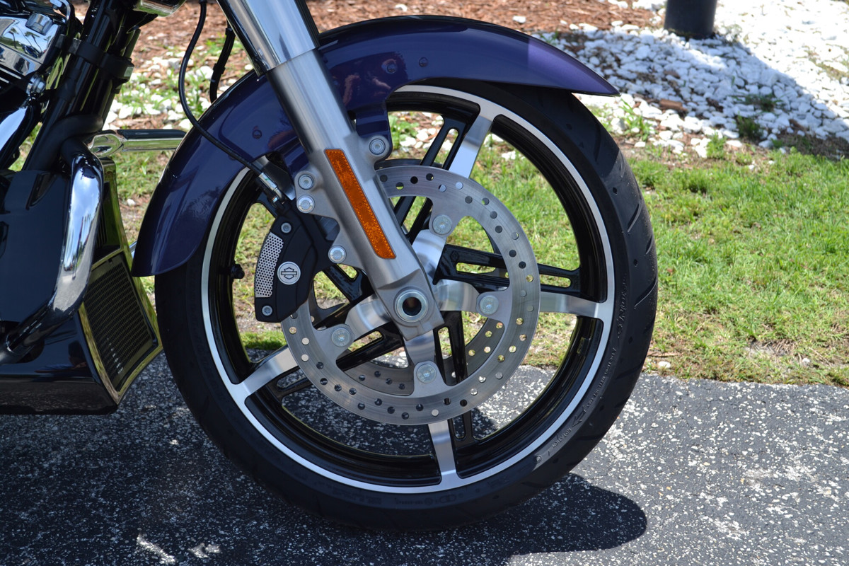 Road Glide®