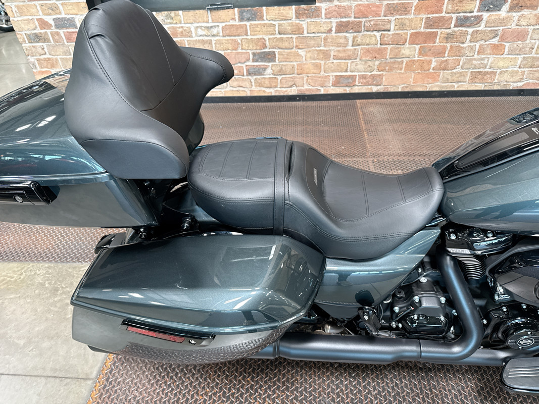 Road Glide®