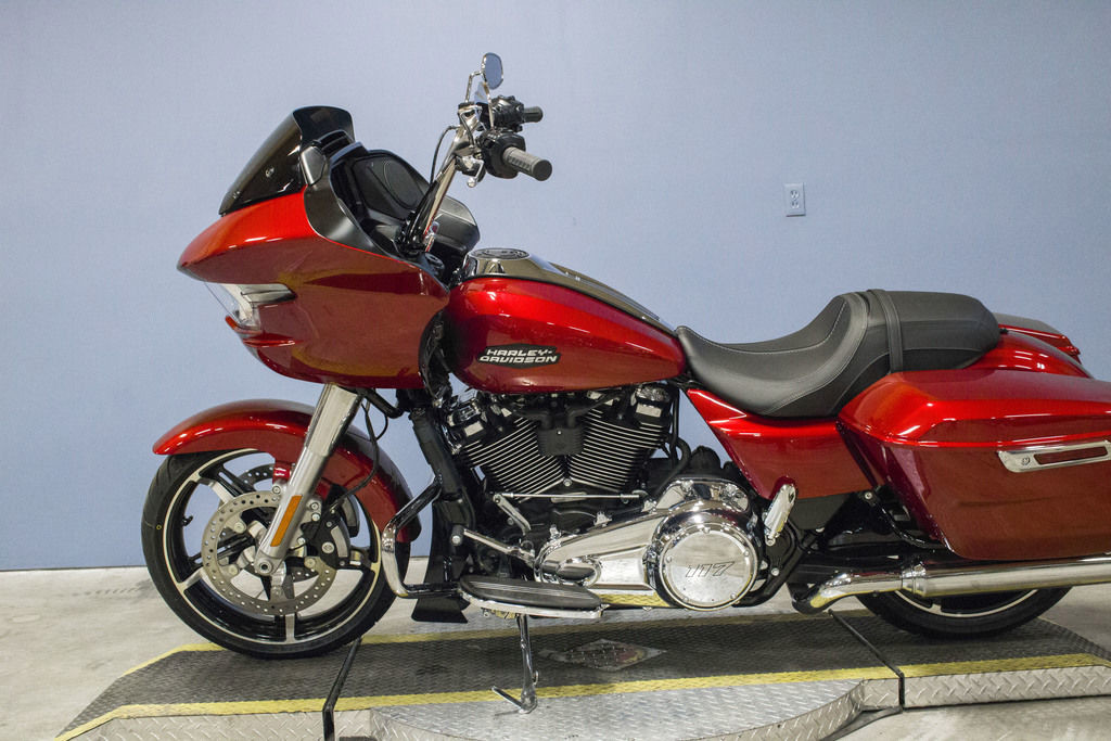 Road Glide®