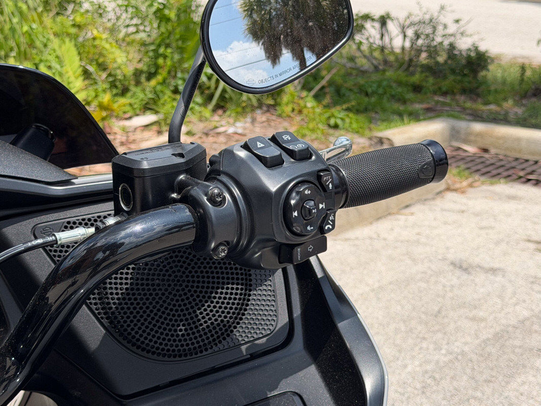 Road Glide®
