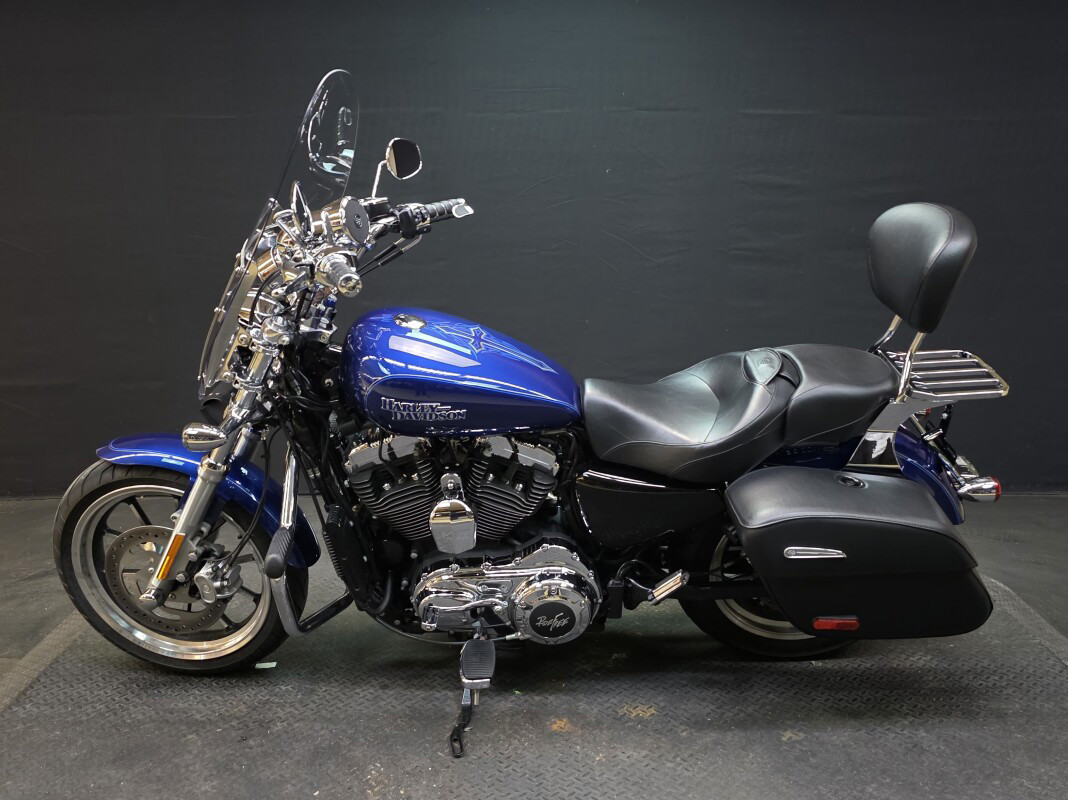 Sportster® SuperLow® 1200T