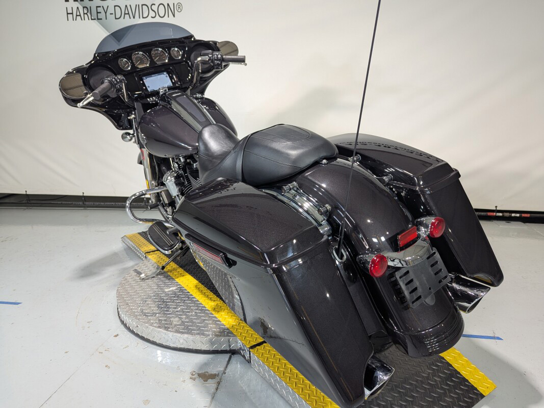 Street Glide® Special