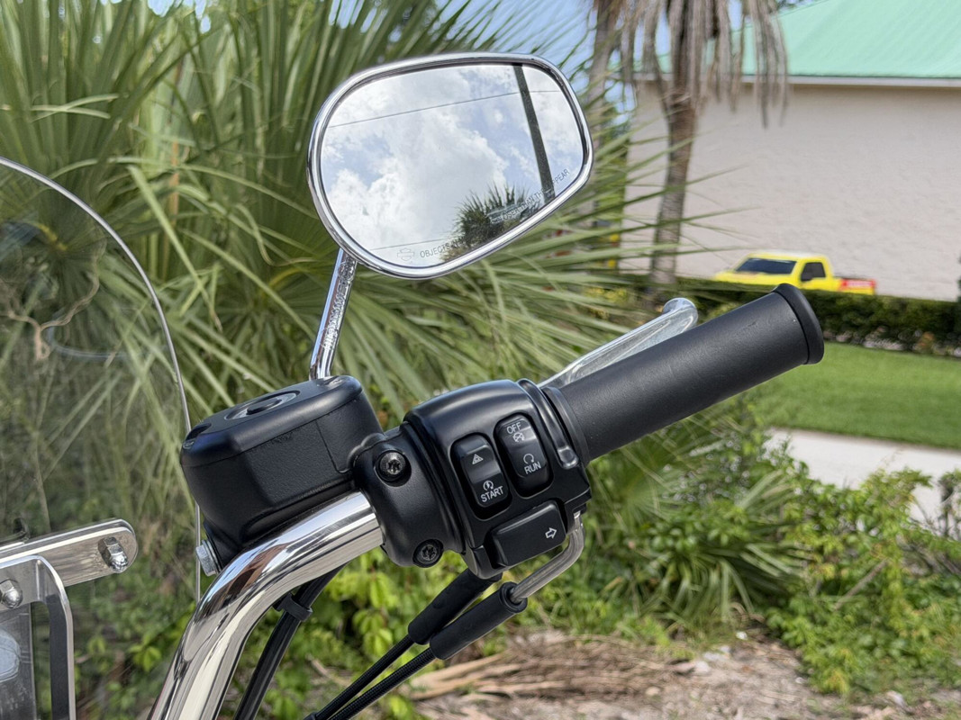 Sportster® SuperLow® 1200T