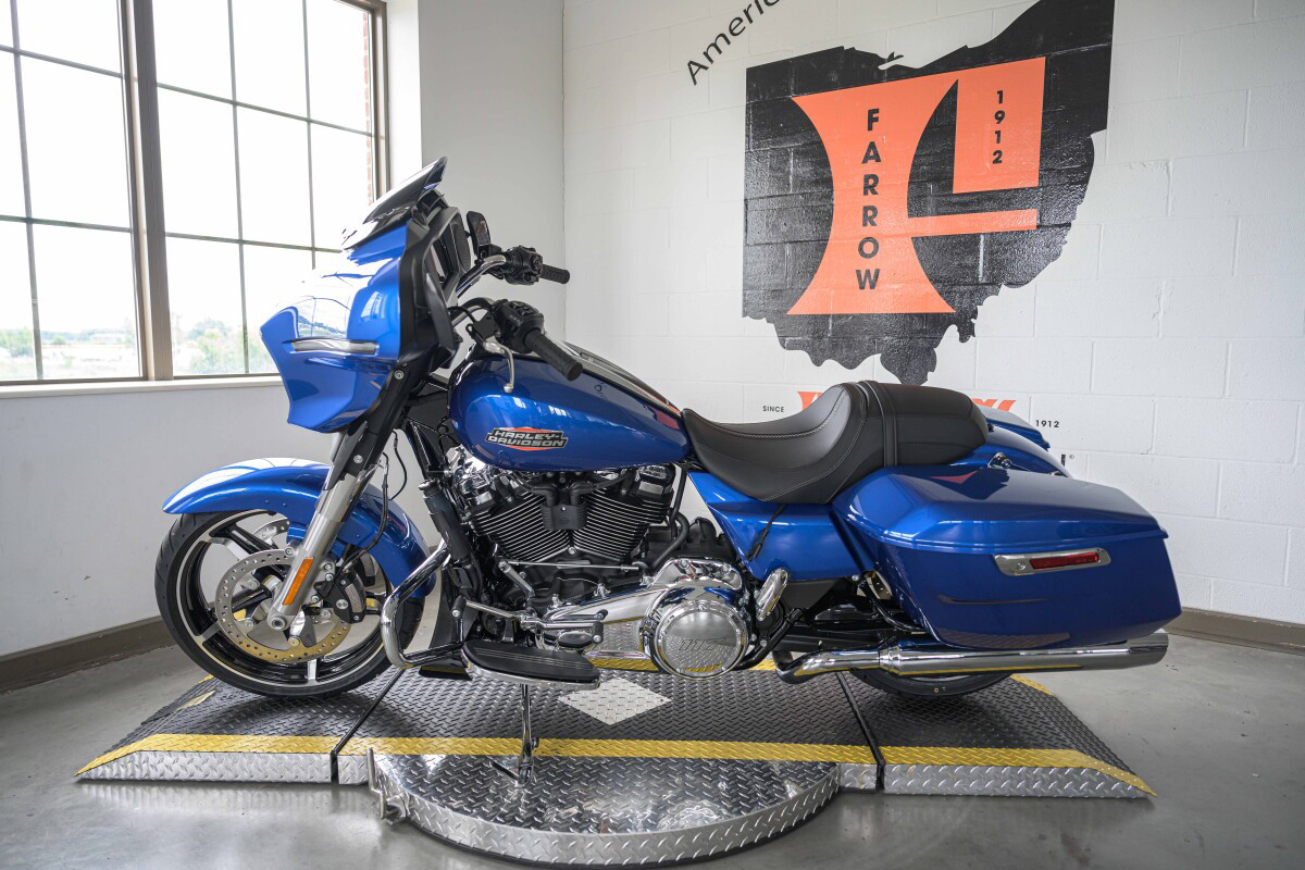Street Glide®
