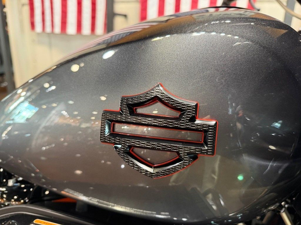 CVO® Road Glide®