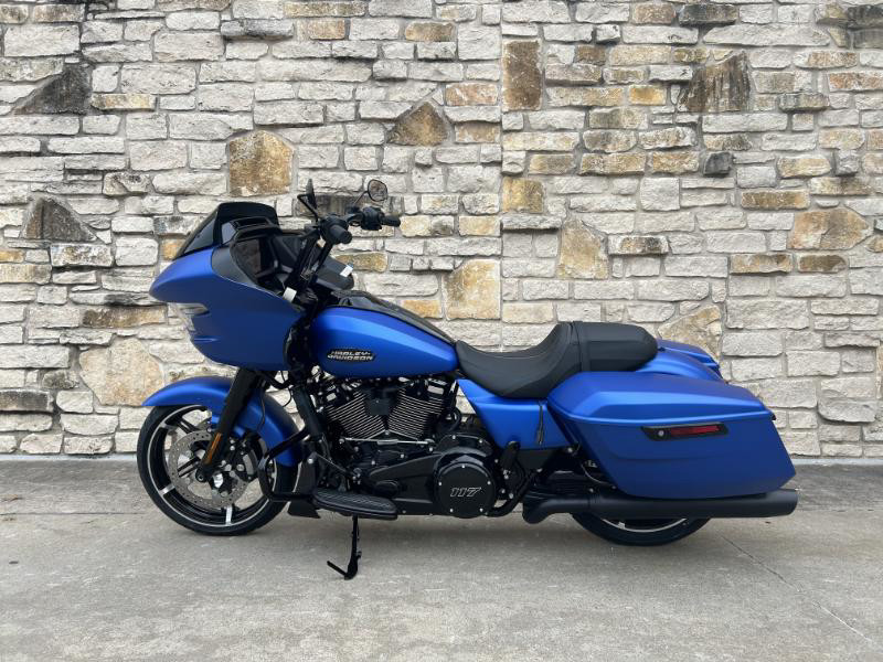 Road Glide®