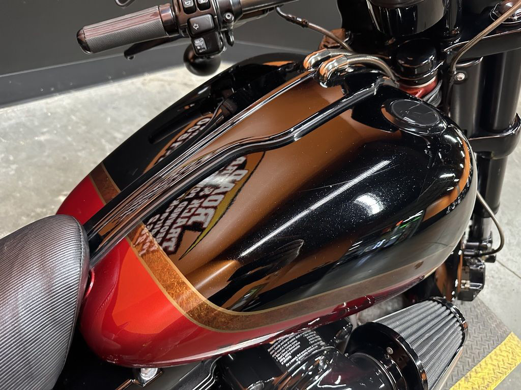 CVO® Pro Street Breakout®