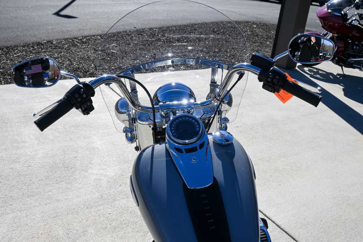 Heritage Classic 114