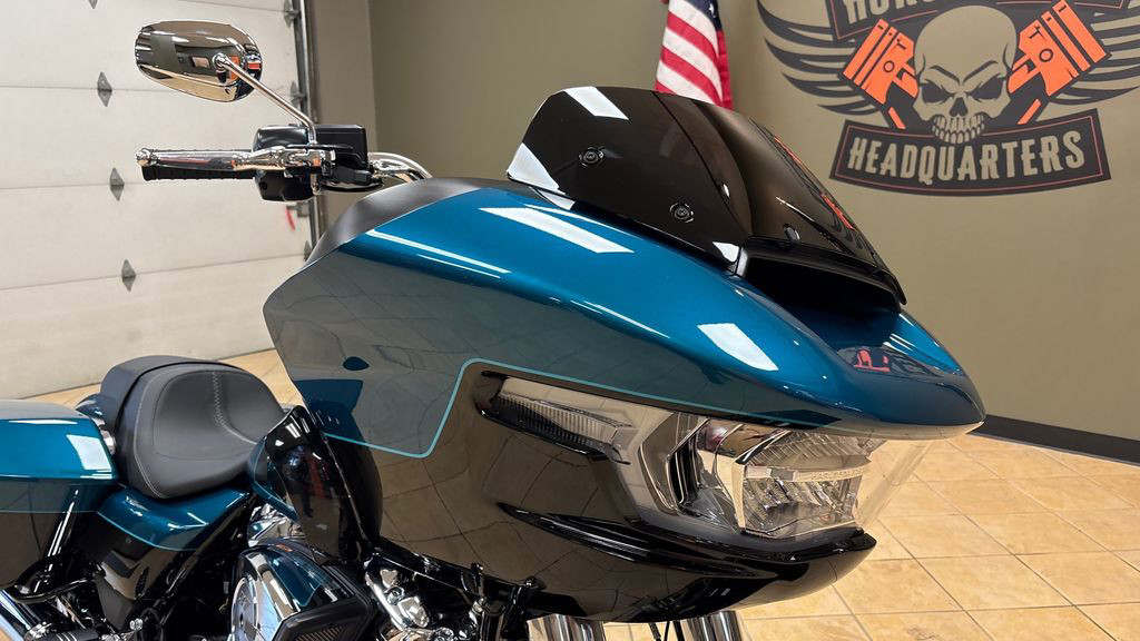 Road Glide®