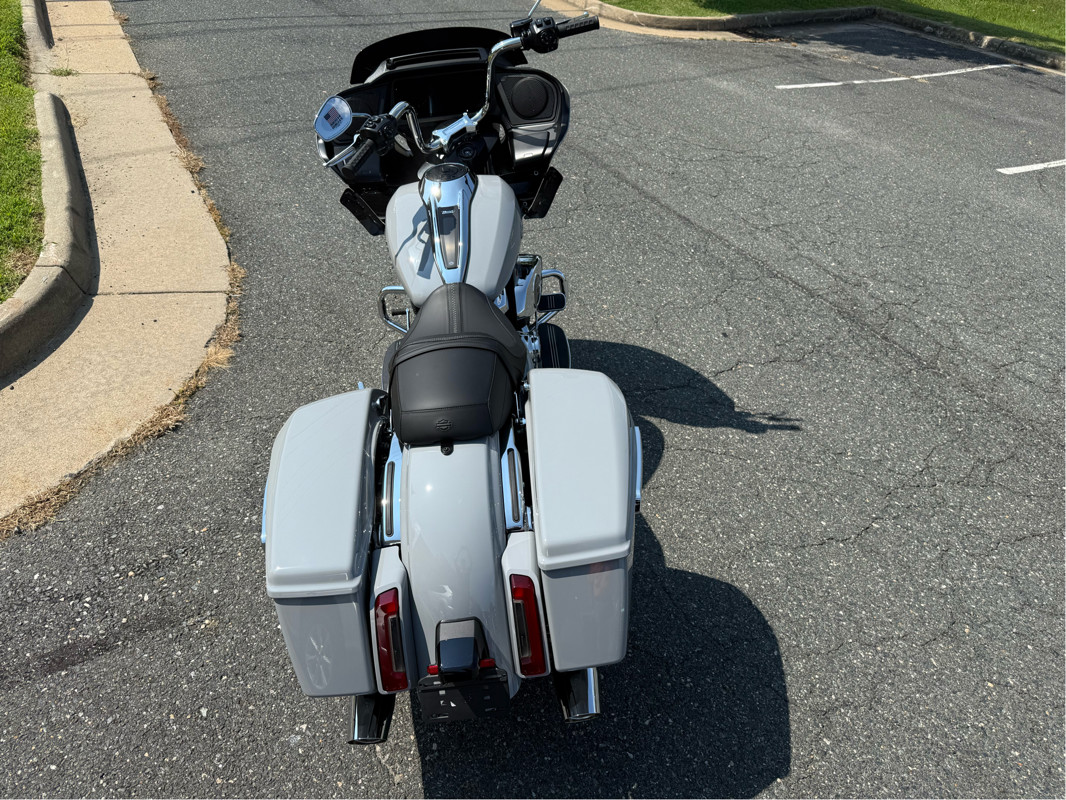 Road Glide®