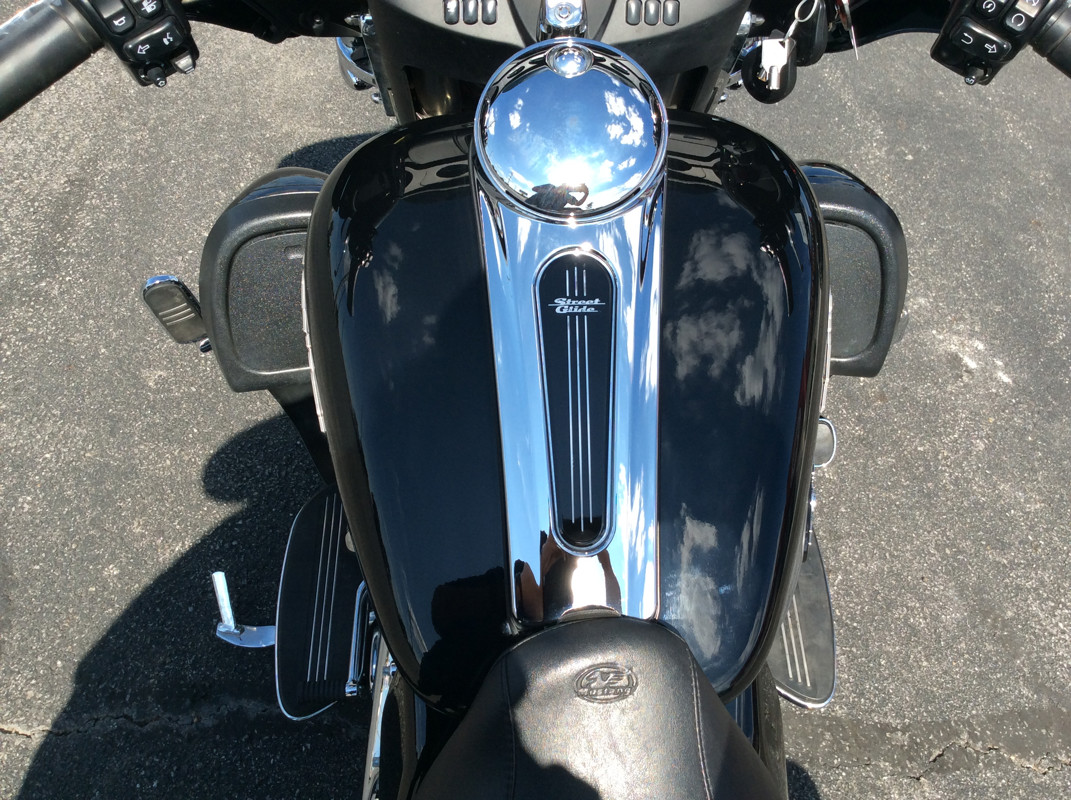 Street Glide®