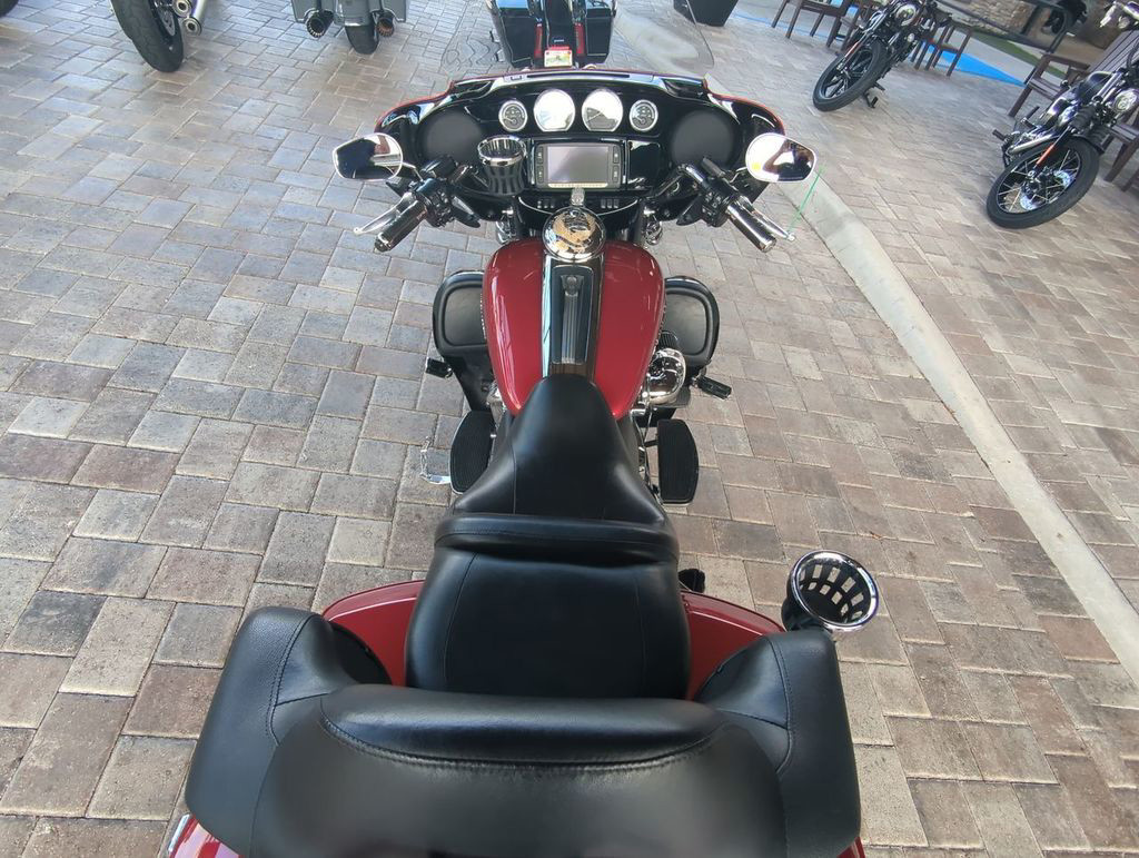 	Electra Glide® Ultra® Limited Low