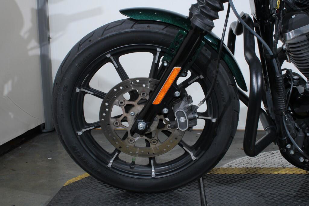 Iron 883®