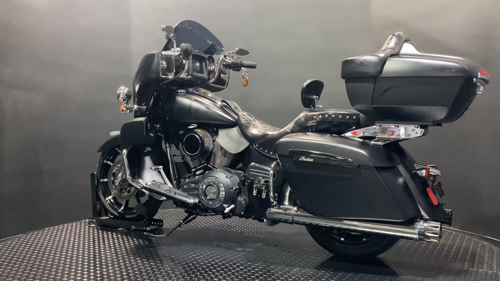 Roadmaster Dark Horse