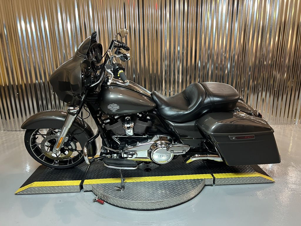 Street Glide® Special