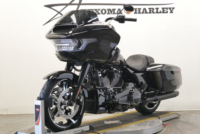 Road Glide®