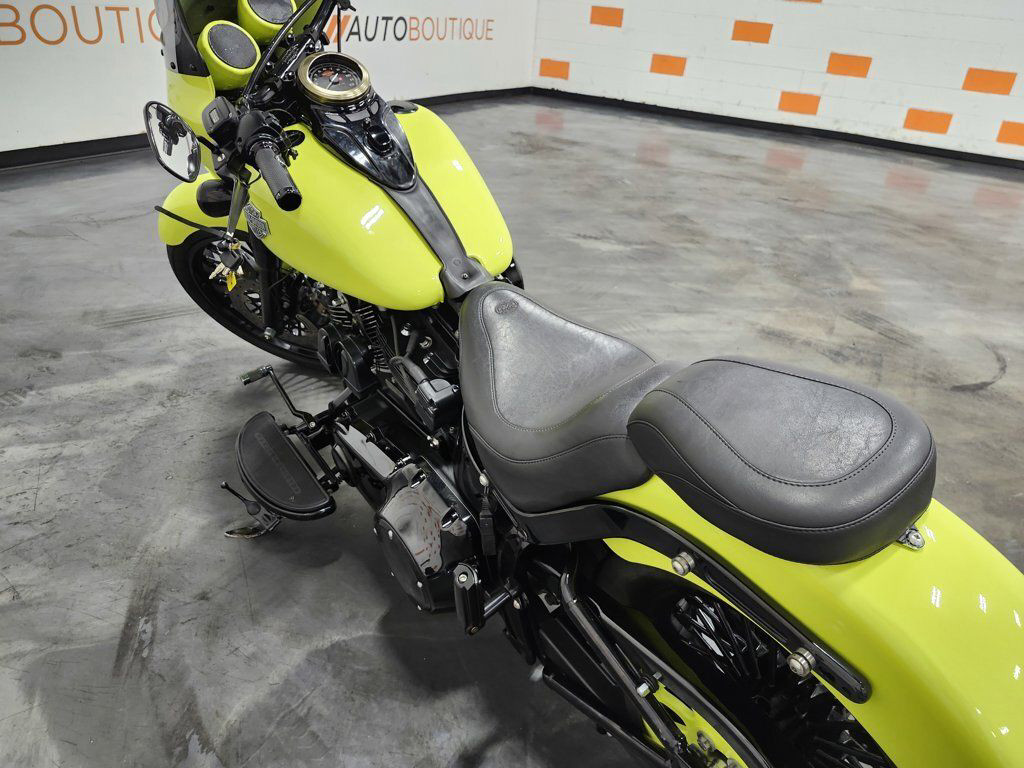 Softail® Slim® S