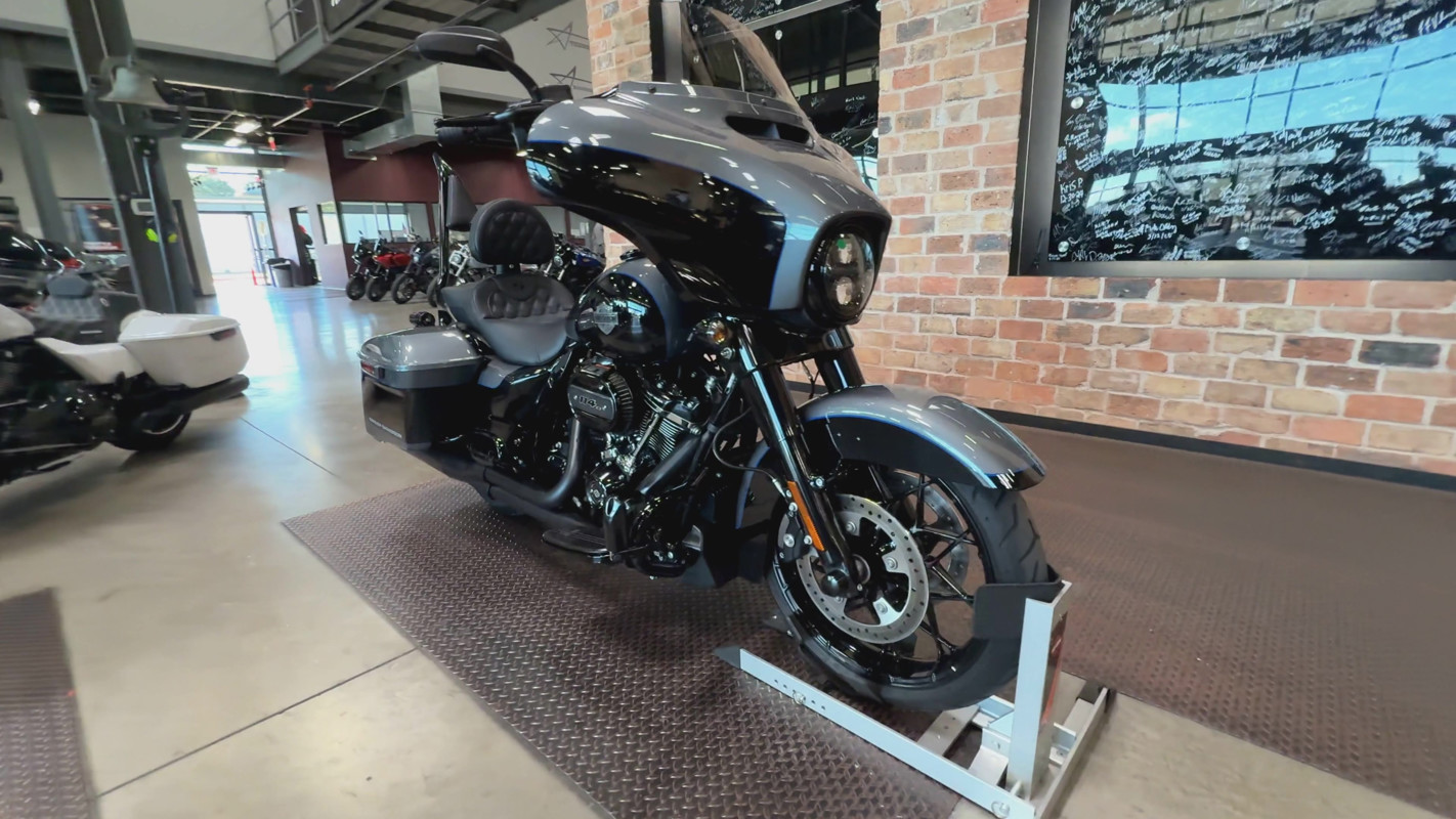 Street Glide® Special