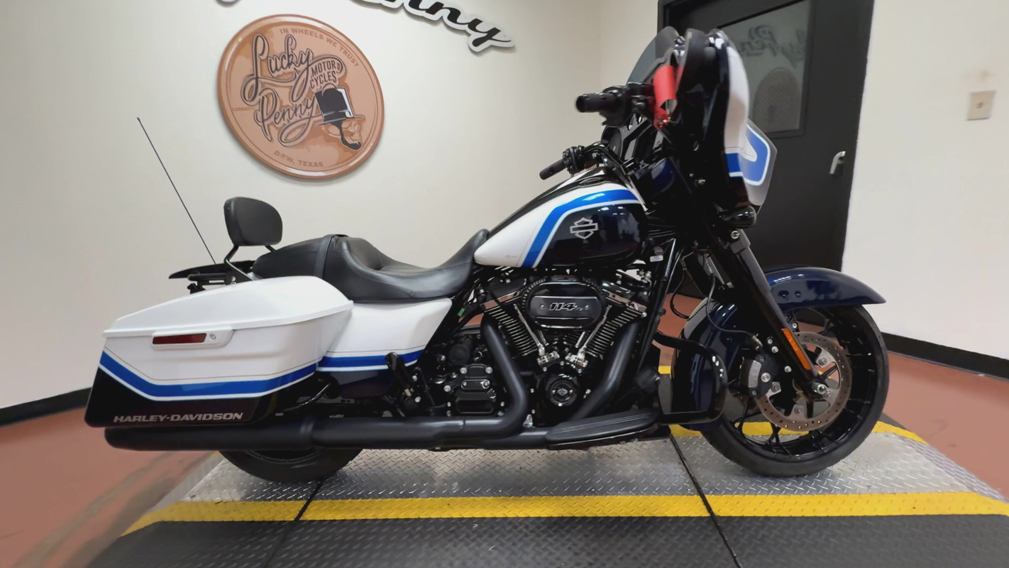 Street Glide® Special