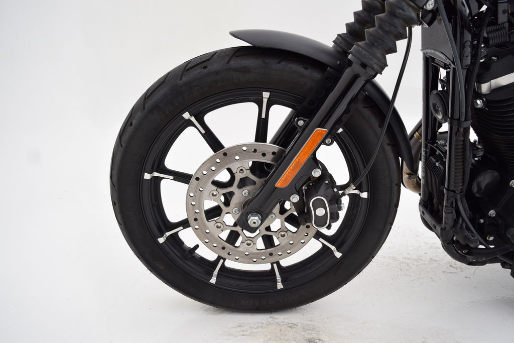 Iron 883®