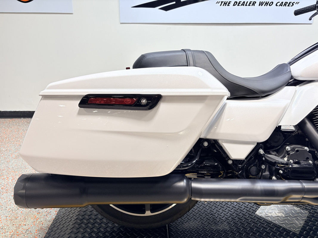 Street Glide®