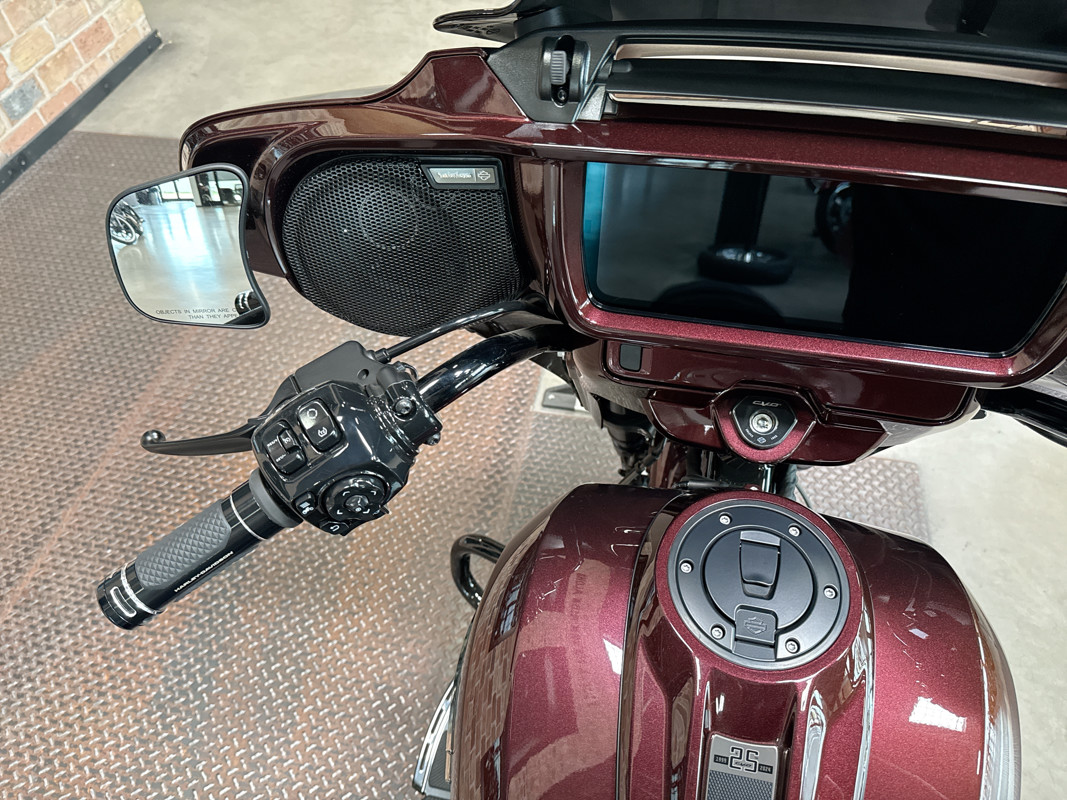 CVO® Street Glide®