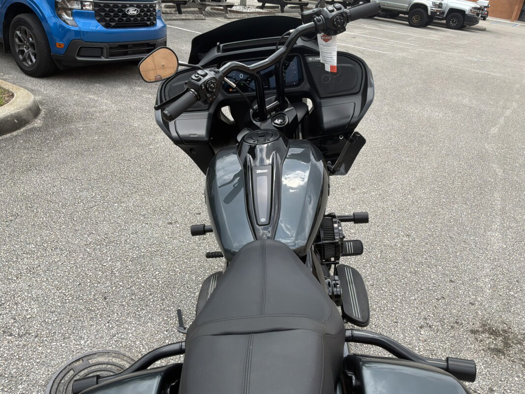 Road Glide®