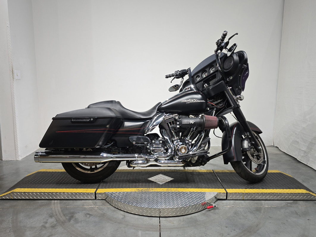 Street Glide® Special