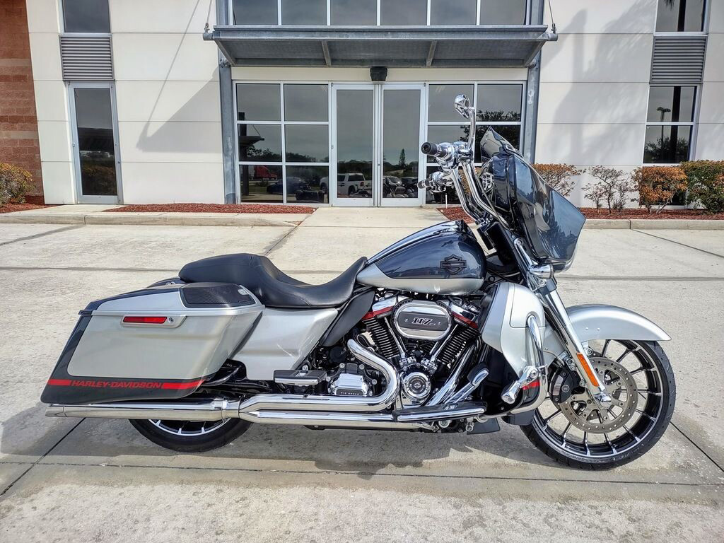 CVO® Street Glide®