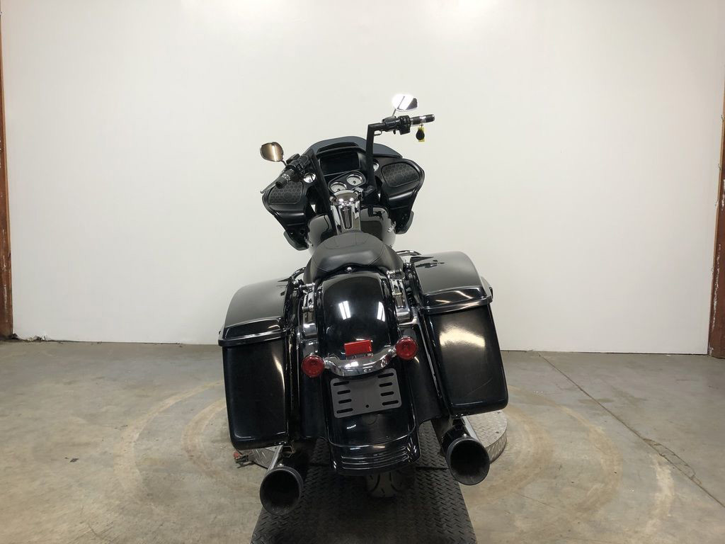 Road Glide®
