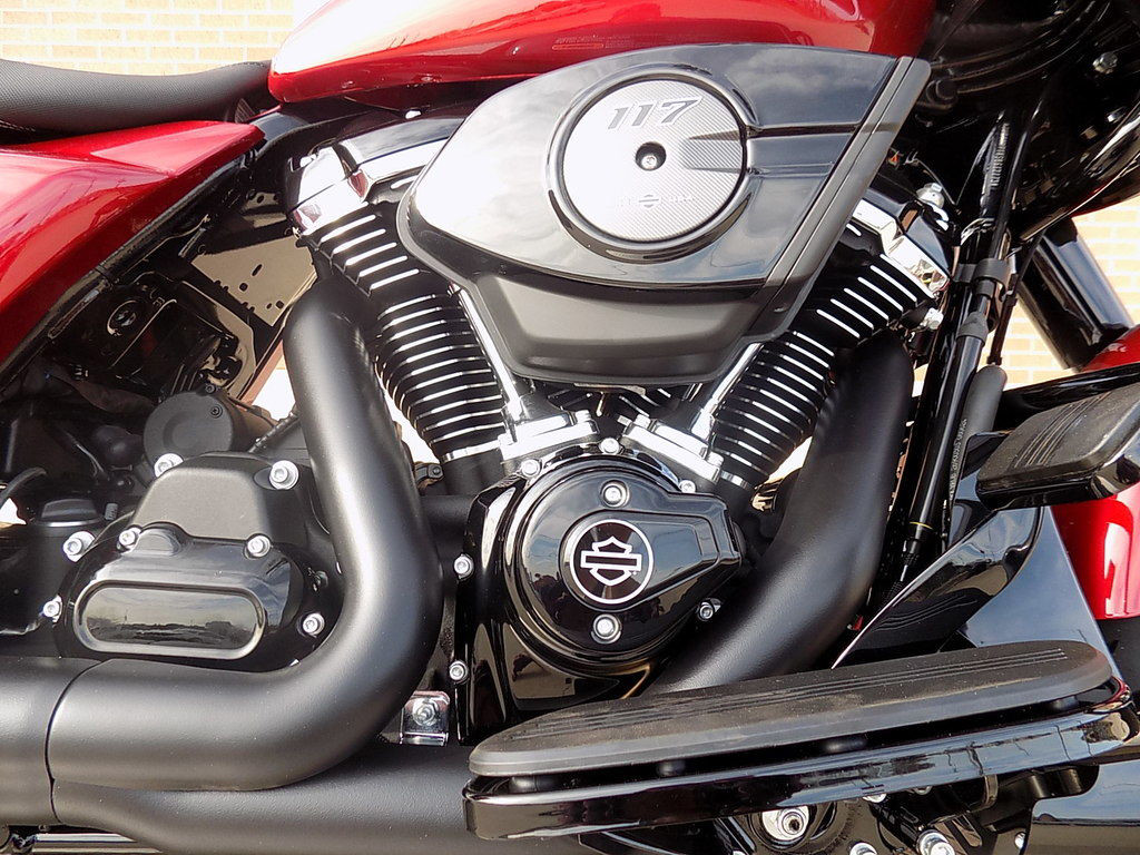 Road Glide®