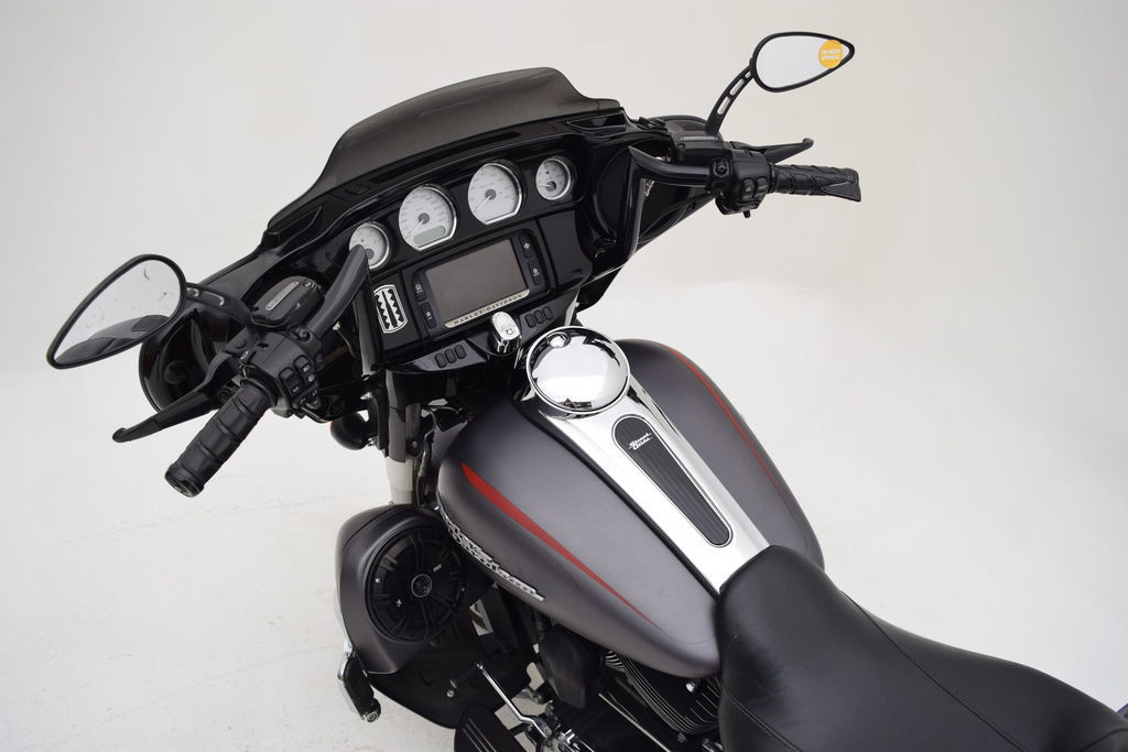 Street Glide® Special