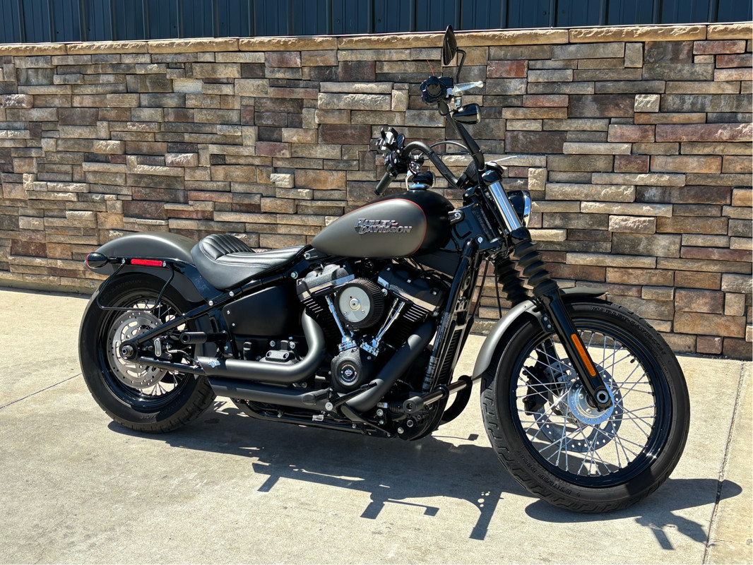 Softail® Street Bob®