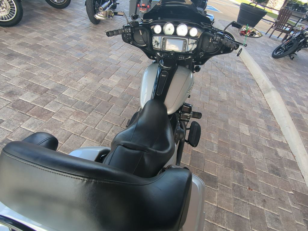 Street Glide® Special