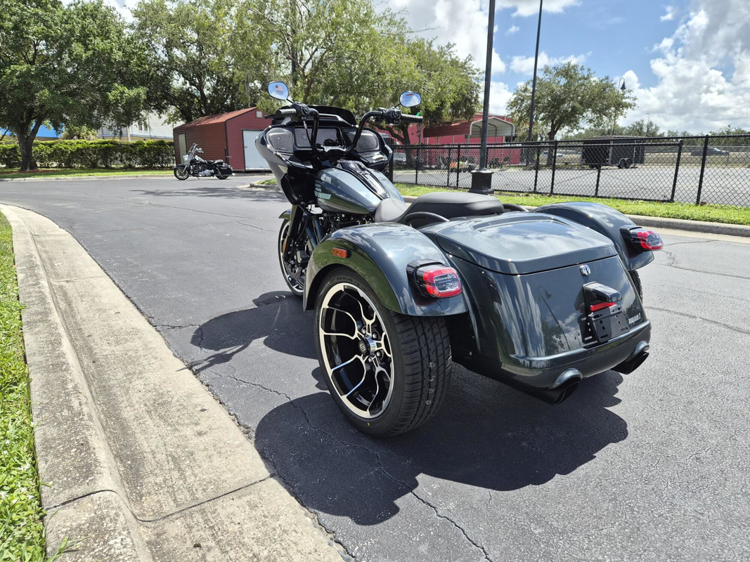 Road Glide® 3