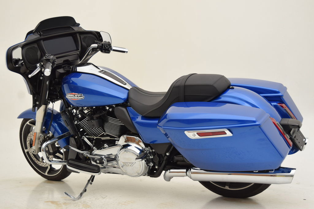 Street Glide®
