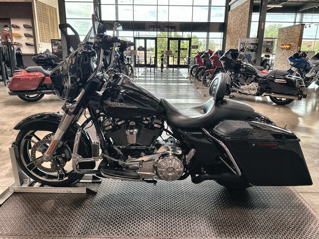 Street Glide® Special