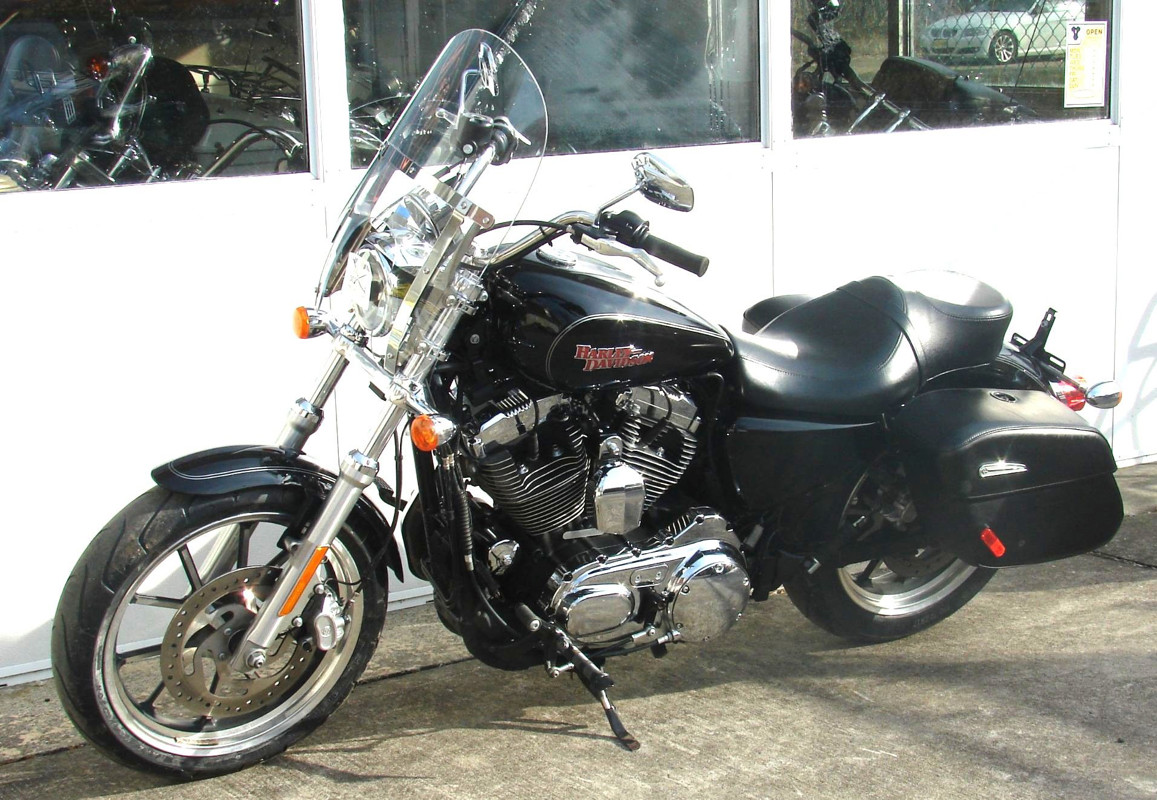 Sportster® SuperLow® 1200T