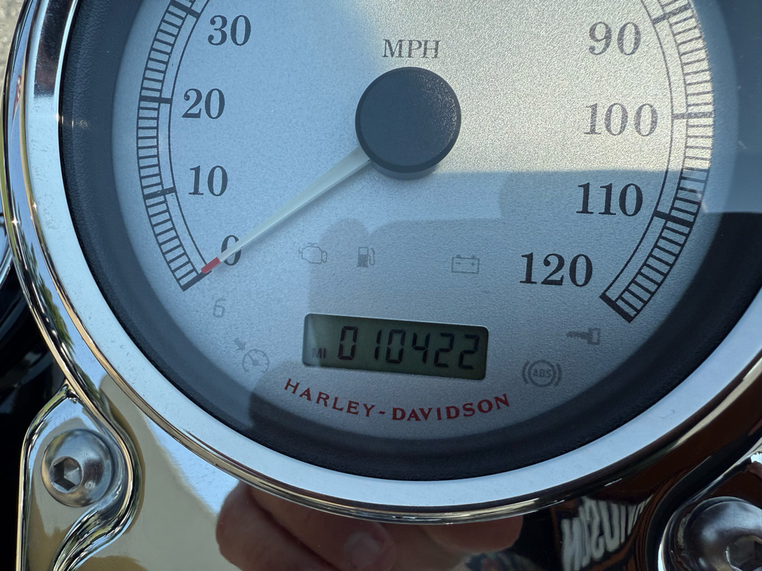 Dyna® Super Glide® Custom