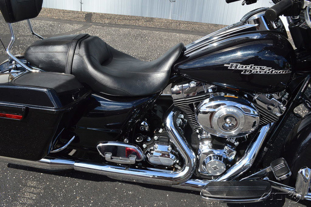 Street Glide®