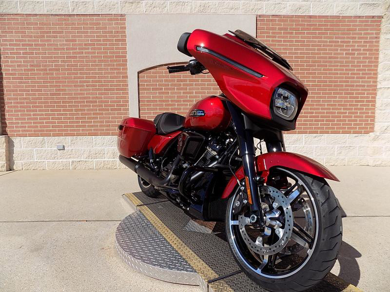 Street Glide®
