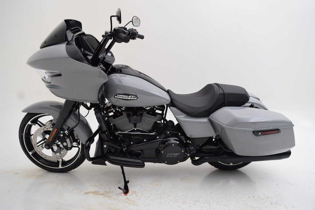 Road Glide®