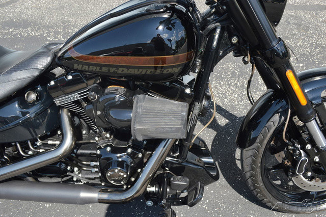 CVO® Pro Street Breakout®