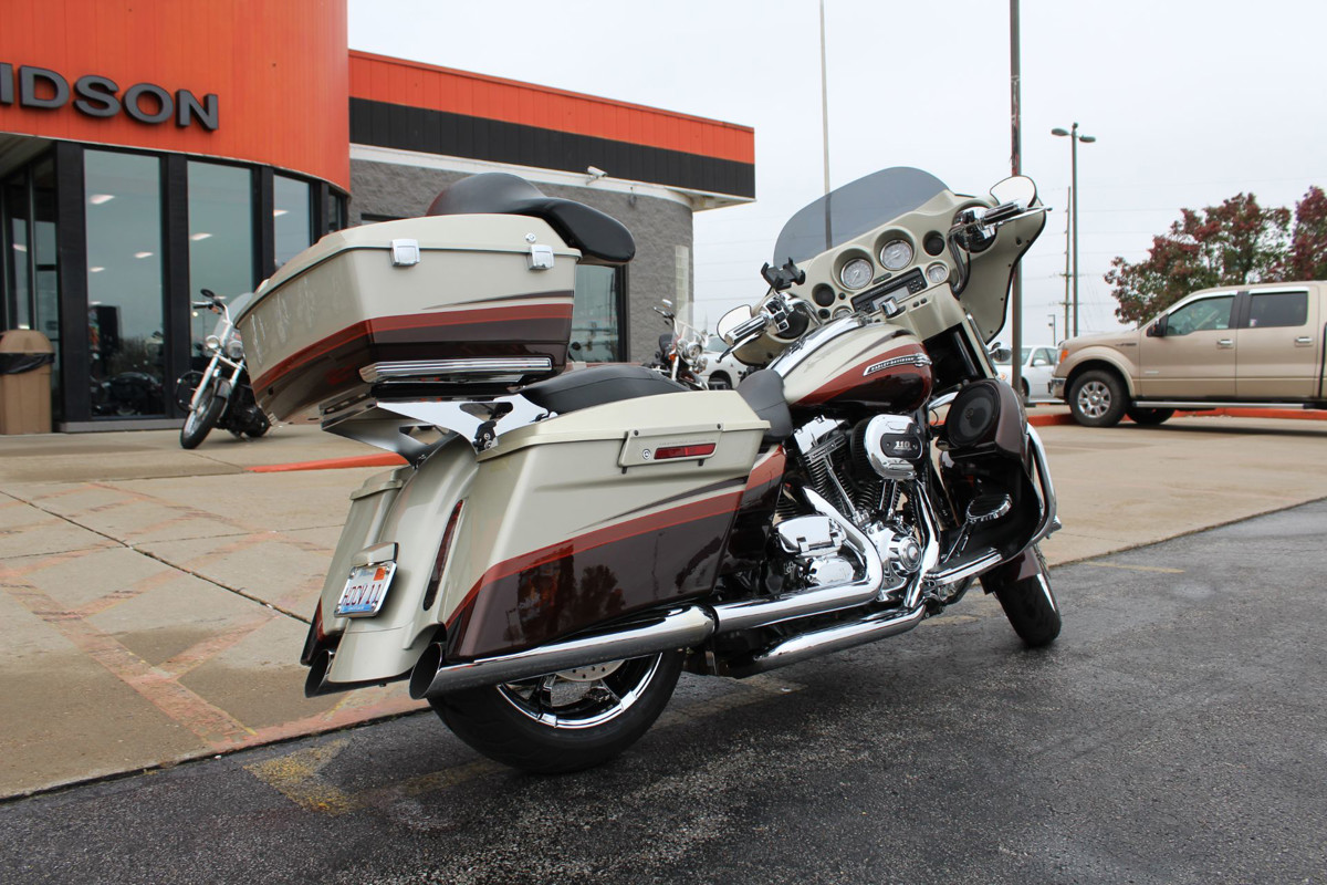 CVO™ Street Glide®
